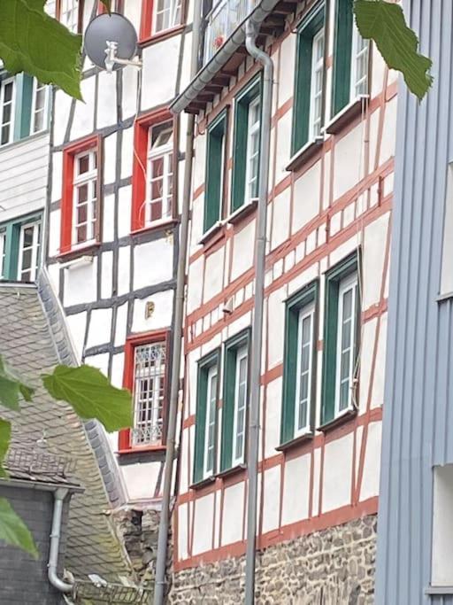 Hueftgold Schlafen & Wohnen Apartment Monschau Ngoại thất bức ảnh